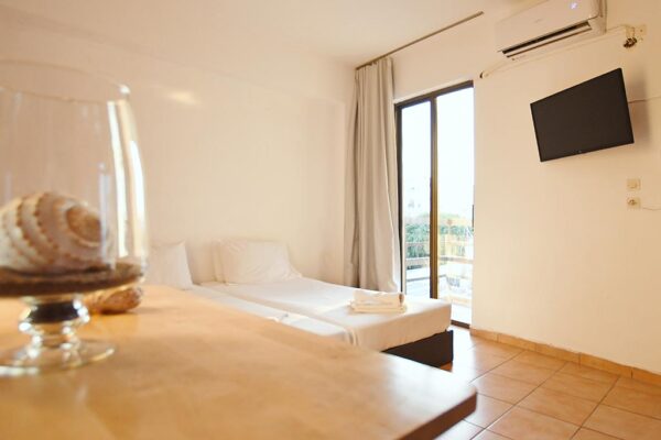 Economy Triple Room Marnin City Hotel Rhodes