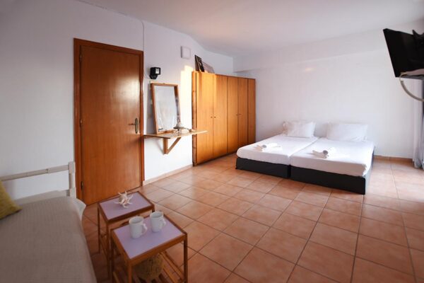 Economy Triple Room Marnin City Hotel Rhodes